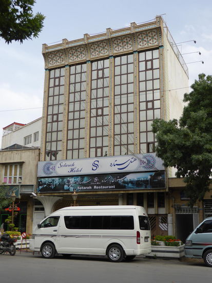 das Setareh-Hotel - unsere Bleibe für 3 Nächte - zentral gelegen in zuFU?-Entfernung zum Meydane