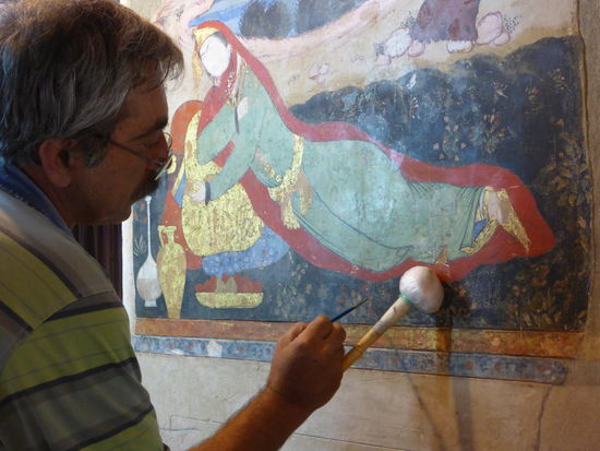 an manchen Fresken wird noch eifrig restauriert