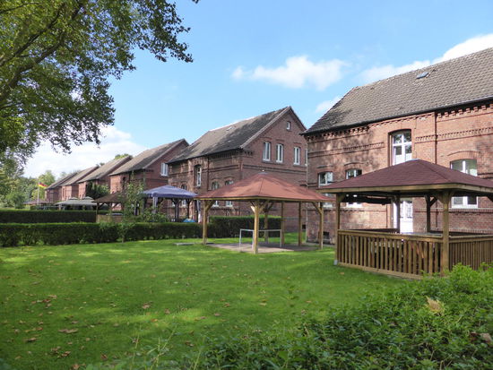 Fassaden zur Ziethenstr.