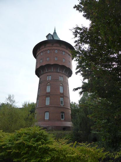 heute residiert im Wasserturm die Verbraucherzentrale Cuxhaven.