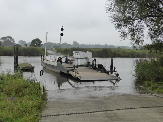 historische Prahmfähre Brobergen