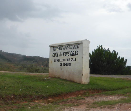 leider müssen wir vorbei