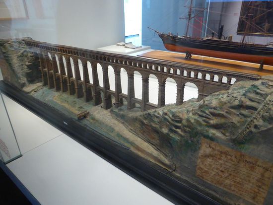 ein Modell der 'Wasserleitung' für Marseille