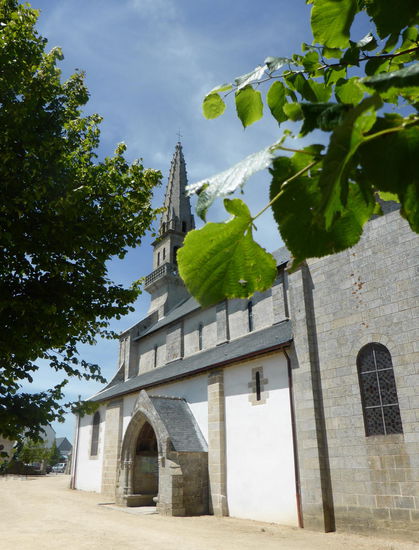 sehr schmale Obergadenfenster