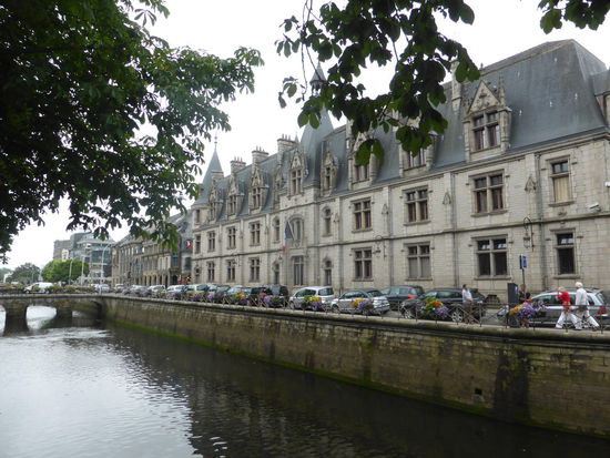 die Préfecture von Quimper