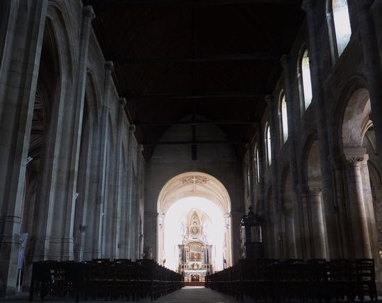 rechts romansich - links gotisch