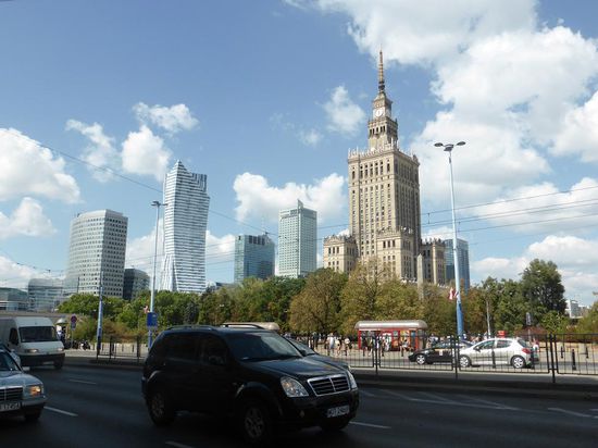 Vorbild des Kulturpalastes war der Bau der Lomonossow-Universität in Moskau