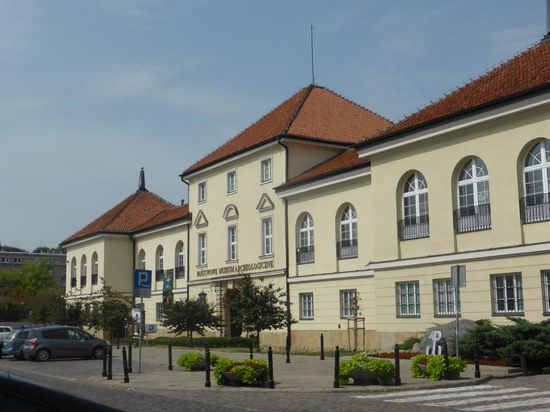 Archäologisches Museum im historischen Arsenalgebäude
