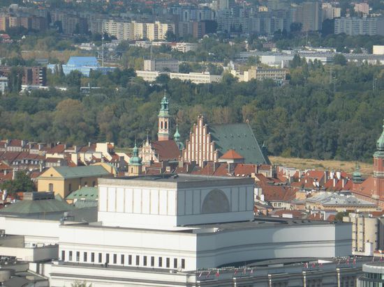 Giebel und Turm der Johanneskathedrale