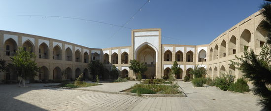 130 Zimmer für Studenten - nördlicher Hofiwan (es gibt (nur) zwei) -