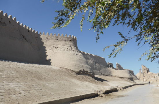 mit Fremdmitteln wieder hergerichtet - bröckelt es doch an einigen Stellen