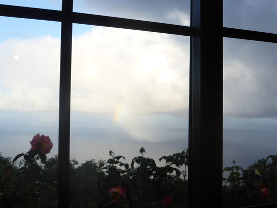 Regenschleier und Regenbogen