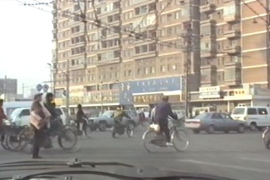 denn dieser wird überwiegend mit Fahrrädern 'erledigt'