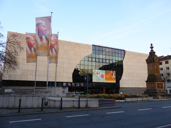 D 6 - Reiss-Engelhorn-Museen