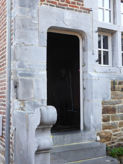 Türeingang von 1661 - Blausteinrahmen - das Material der Region