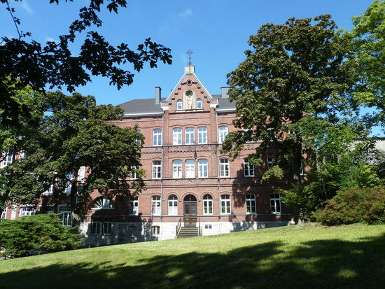 es ist das einzige klösterliche Bauwerk des 18.Jh. in der deutschsprachigen Gemeinschaft