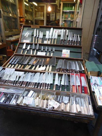 die berühmten japanischen Messer sind noch teuerer als unsere