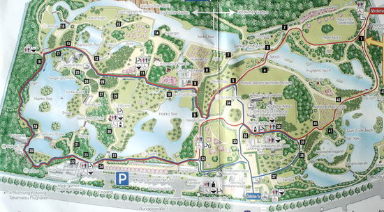 wir betreten den Park vom Osten (im Plan unten)