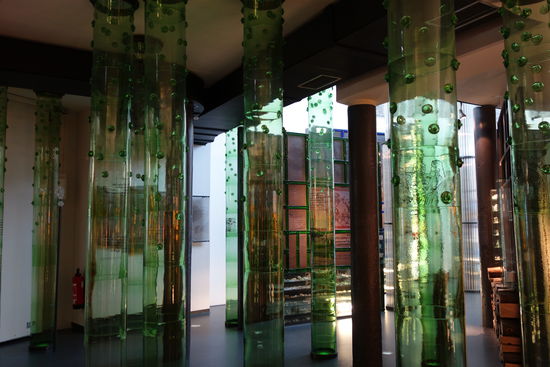 Eingang zur Glasabteilung