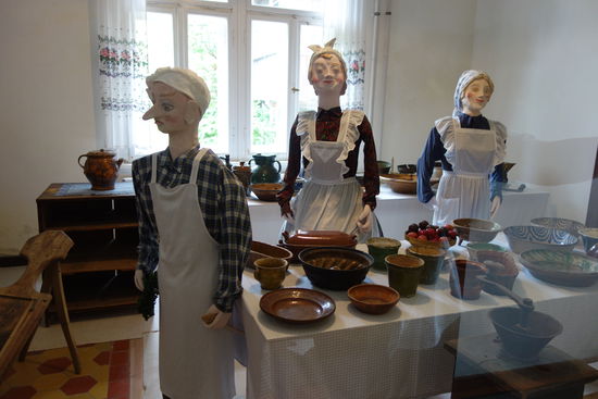 Zwergnase (Hauff) in der Küche