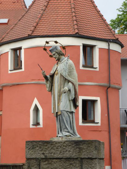 Nepomuk - an jeder Brücke steht der Brückenheilige