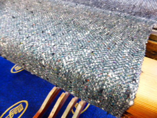 gewebtes Tweedstück