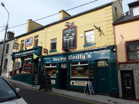 hier wird wahrscheinlich heute abend wieder irische Musik gespielt