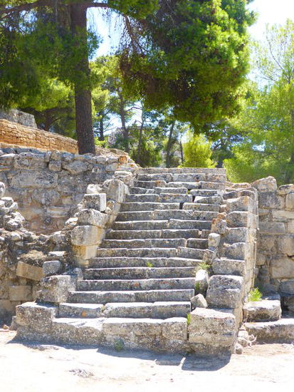 Treppe an der Ostseite des Palastes