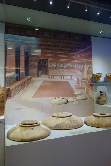 flache Alabastergefäße - squat genannt - für Reinigungsrituale benutzt - 1300 v. Chr.