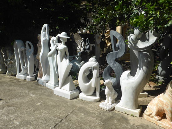 die Vielfalt überrascht - evt. gäbe es auch etwas für den eurpäischen Geschmack