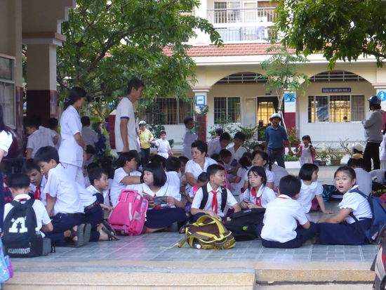 Schuluniformen täten m.E. auch deutschen Schülern gut
