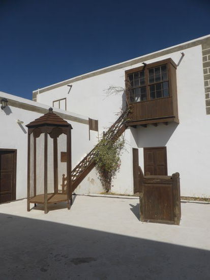 Innenhof mit Zisterne