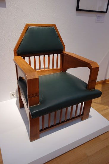 Armlehnsessel von Joseph Maria Olbrich - 1900 - Nußbaum