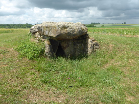 49° 46′ 11″ N/  04° 32′ 57″ E