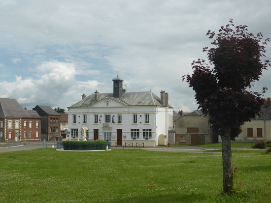 Rathaus am Platz Jean Mermoz