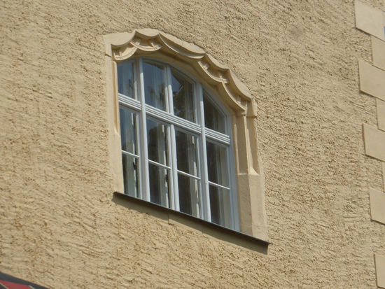 Vorhangbogenfenster