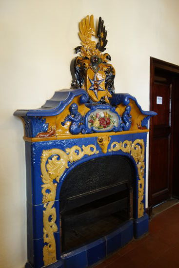 Keramik-Kaminumrahmung von Kurt Feuerriegel