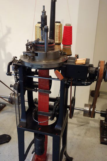 Kleinrundstrickmaschine