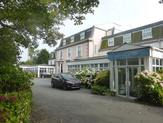 Trelade-Hotel - liegt leider etwa 5 km außerhalb der Hauptstadt