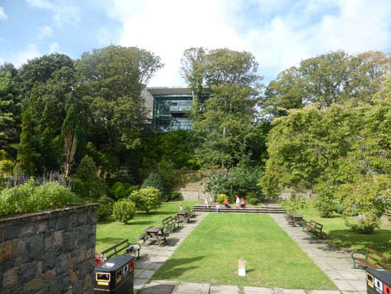 Tapestry Museum in hochmodernem Gebäude