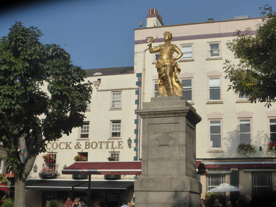 Standbild von Georg II.