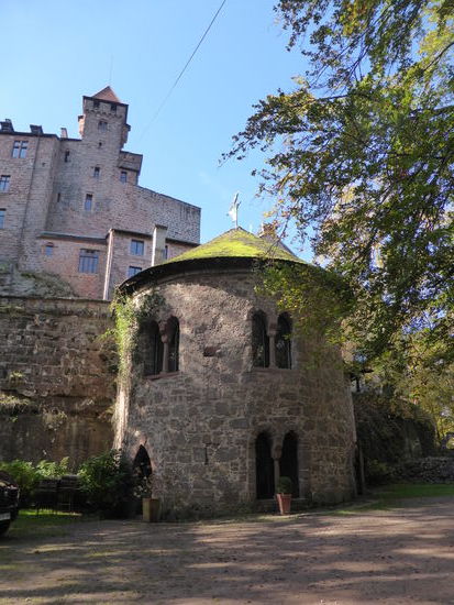 einer von fünf Türmen, die rund um den unterirdischen Gang angelegt waren.