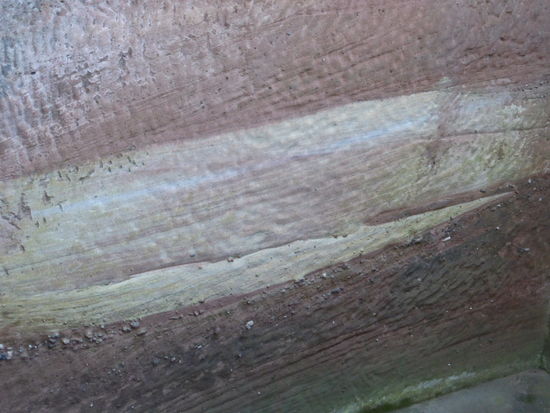 die Burg selbst ist auf dem Sandstein-Fels errichtet;  man kann nur einen Teil besichtigen, da die Burg privat bewohnt ist und die edle, vornehme Kurfürstensuite und der Barabarossa-Turm mit mittelalterlicher Atmosphäre für Übernachtungen bereit stehen.