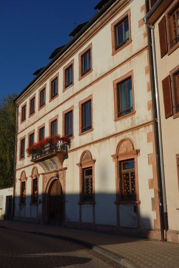Haus Vogelsberger: Sebastian Vogelsberger wurde 1548 auf Befehl Karls V. enthauptet, da er der Krönung Heinrich II.  in Reims beigewohnt hatte.
