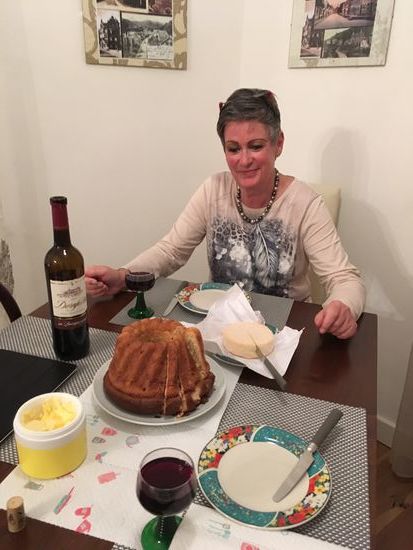 Kougelhopf (elsässisch) mit Munster (Elsaß) und Dornfelder aus der Pfalz