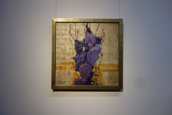 Egon Schiele - stilisierte Blumen vor dekorativem Hintergrund 
Öl, Silber und Goldbronzefarbe auf Leinwand - 1908