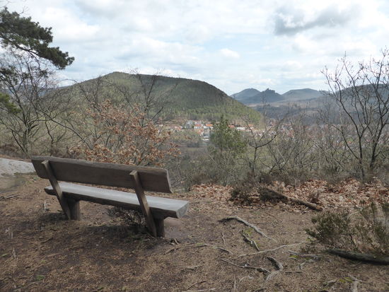 Blick auf Burg Trifels