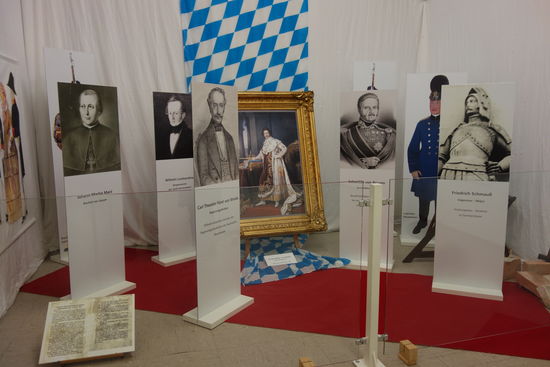 die an der Grundsteinlegung beteiligten Personen