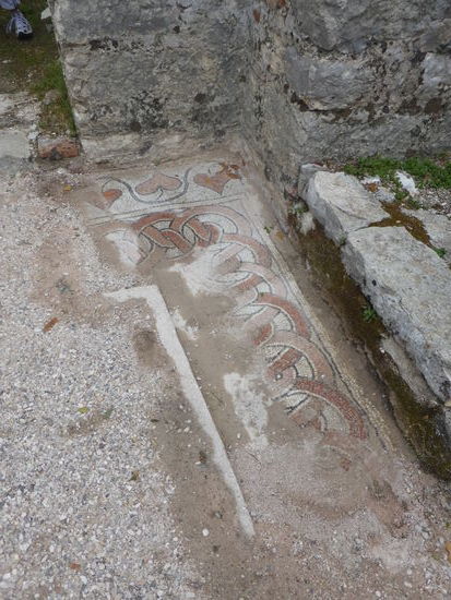 Mosaikreste an der Apsis