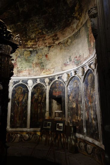 Wandmalereien in der Apsis